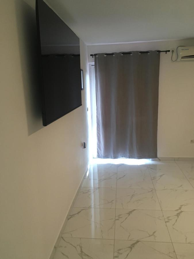 Sunshine Apartments كارلوباغ المظهر الخارجي الصورة